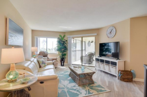 Renovated Beach Nook with Lanai, Steps to the Beach!